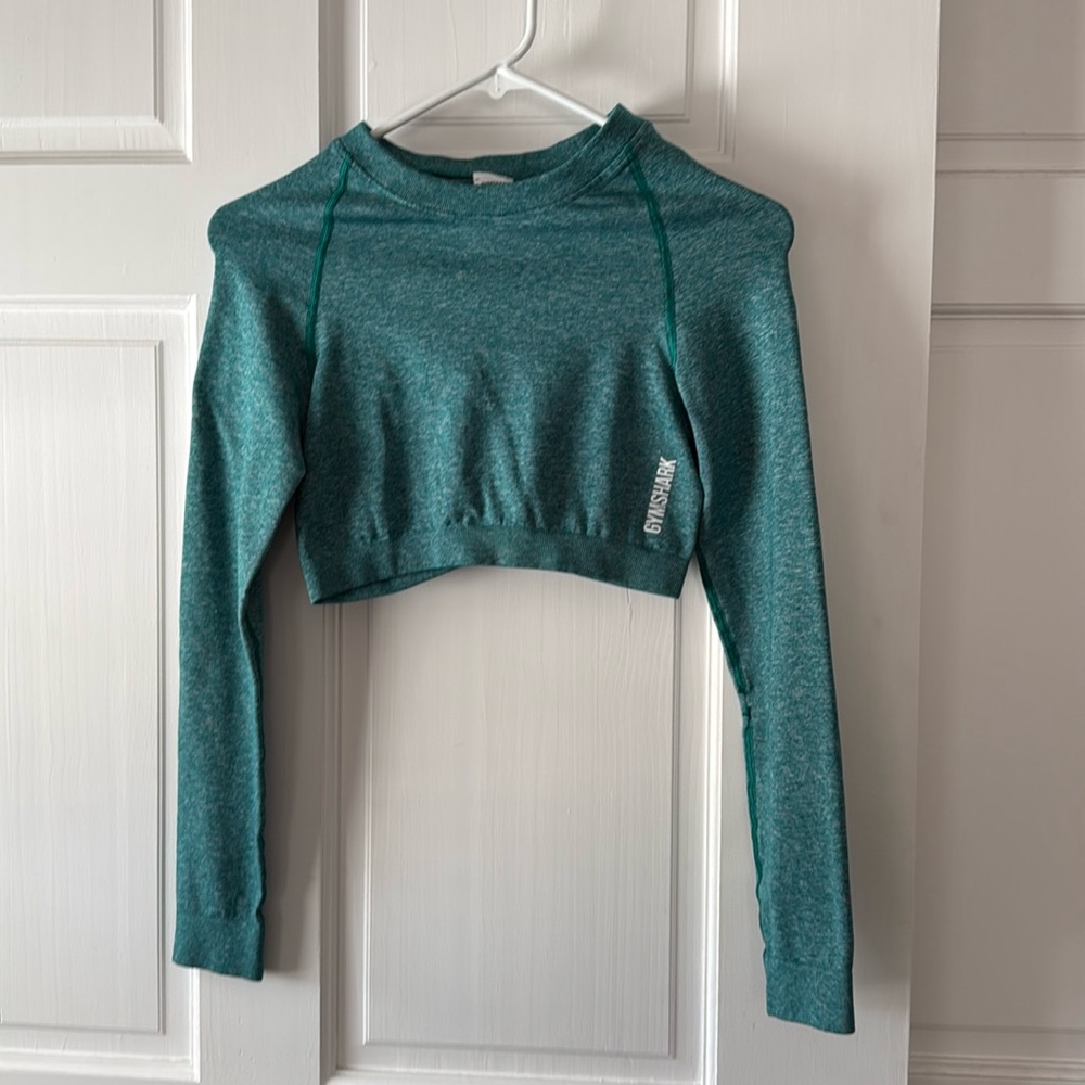Gymshark long sleeve crop top